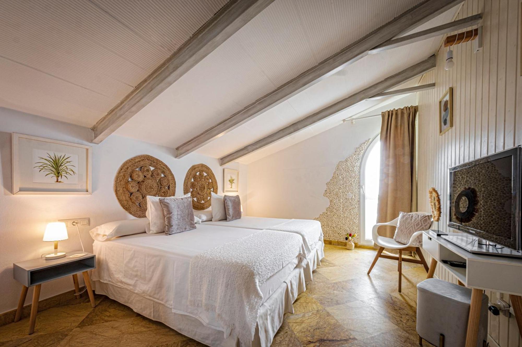 Labrena Hotel Los Canos De Meca Ngoại thất bức ảnh